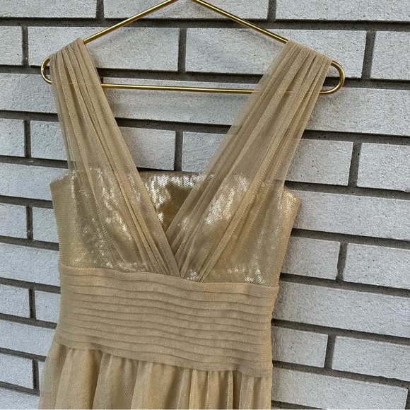 Tadashi Shoji Gold Tiered Gown Petite 6P Sequin V-Neck Tulle Formal Dress Hoco - Picture 4 of 11